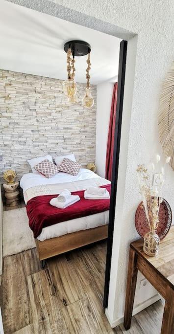 New #Boheme Chic# Pied De La Cite #2 Apartment Carcassone Exterior photo